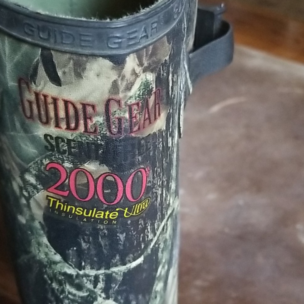 Guide Gear boots - Picture 2 of 9
